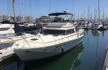 43' Double Cabin Yacht Experience in Marina del Rey!