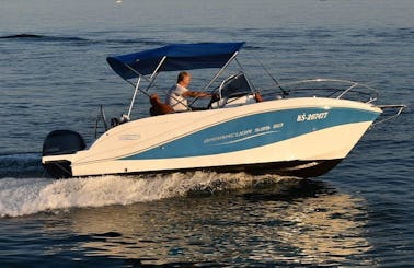Rent Barracuda 595 Powerboat with or without a skipper in Kaštela