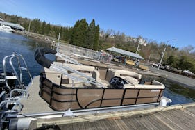 2021 Bentley Pontoon Boat Rental in Renton, Washington