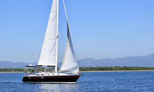 Beautiful Catalina 42 Sailboat In Puerto Vallarta, México