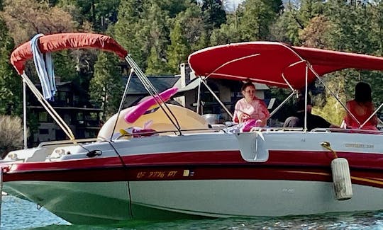 Crownline Deck Boat in Wishon