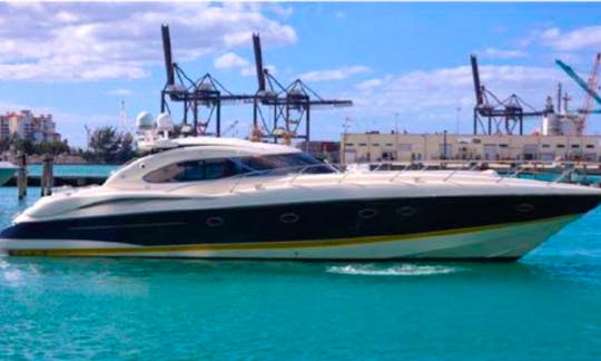 Rent a Luxury Yachting Experience! 60' Predator (2)