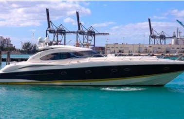 Rent a Luxury Yachting Experience! 60' Predator (2)