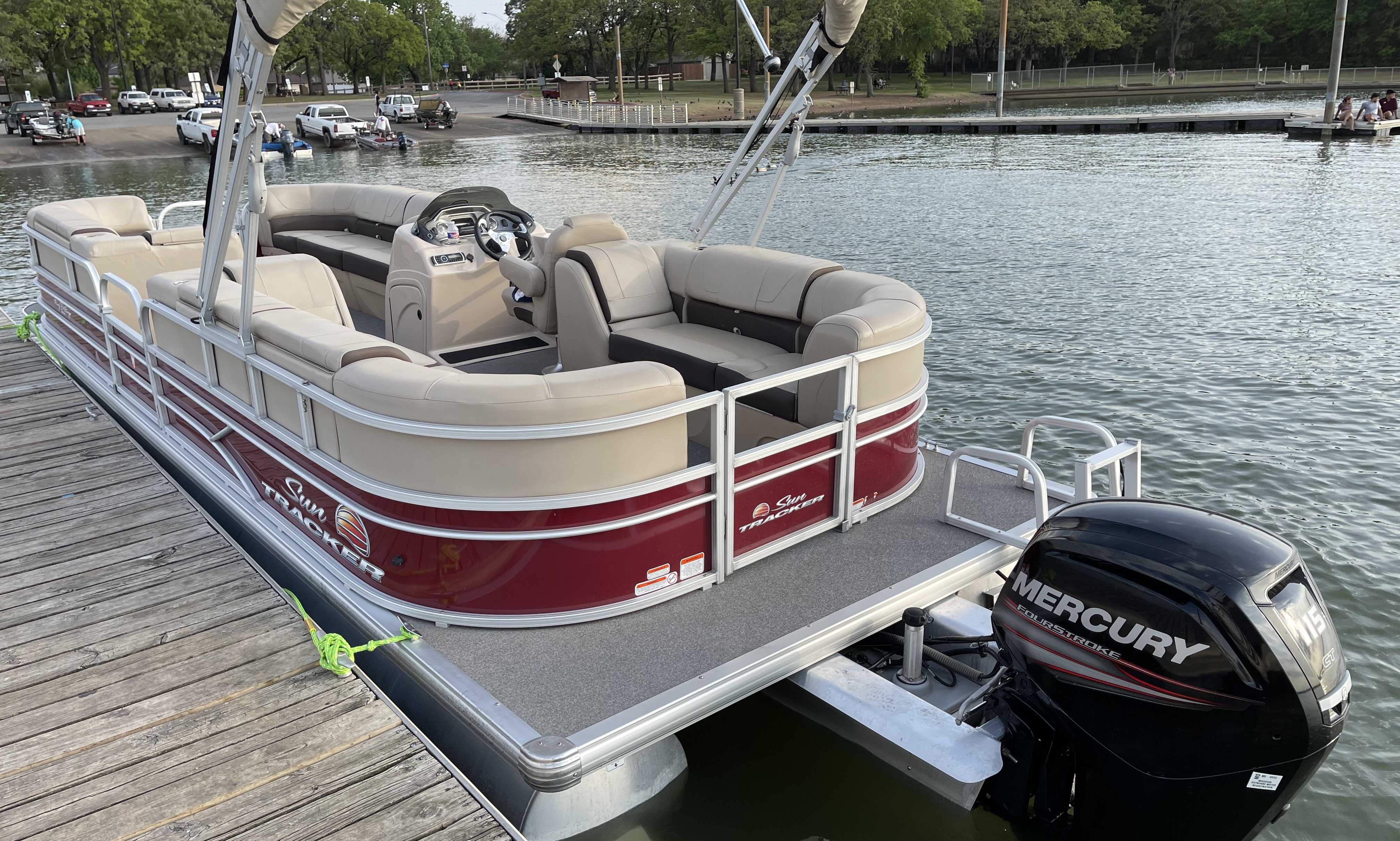 3 Day Minimum** 2018 Sun Tracker Party Barge 24 DLX Pontoon Boat, Lavon  Lake