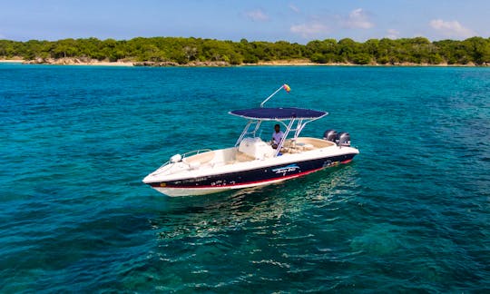 Rent this Bravo 30ft Center Console for 12 people in Cartagena, Bolívar