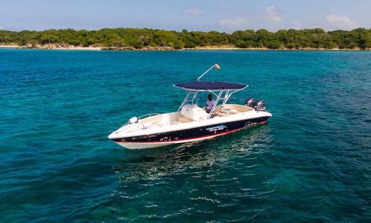 Bravo 30 ft Center Console for 12 people in Cartagena, Bolívar