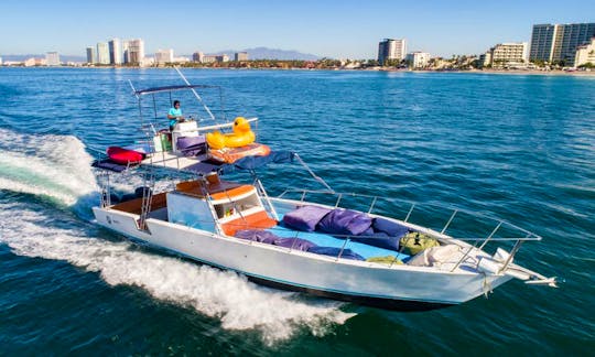 Book an Incredible 45 feet Family Boat in Puerto Vallarta, Jalisco!