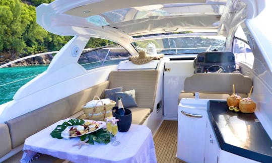 Luxury Day charter on the brand new Azimut 34ft