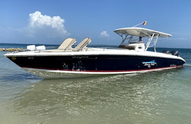 Rent boat 41ft Center Console for 20 people in Cartagena, Bolívar