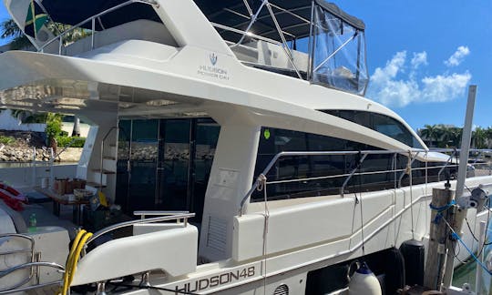 2019 Hudson 48' Yacht Charter!! Wider than a 70ft yacht !