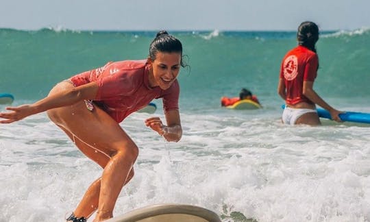 Aprende a surfear con nosotros en Vejer de la Frontera, Andalucía