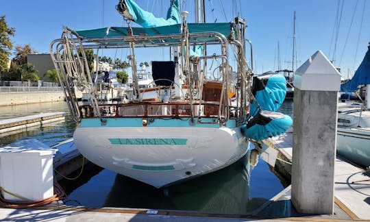 55ft Hudson sailboat in Marina del Rey. Your private group. Best Choice in L.A.