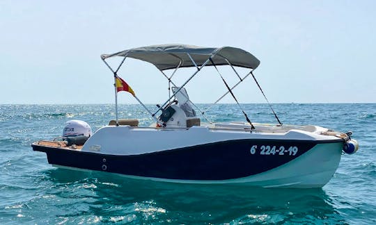 Rent this Unsubmersible 16' V2 Boat in Torrevieja, Spain