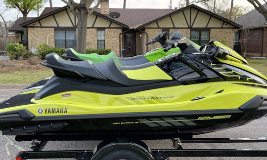 2021 Yamaha Waverunner Jet Skis x 2 | Lake Weatherford |