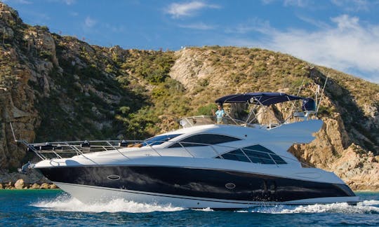 Iate privado Sunseeker de 60 pés em Cabo San Lucas, México