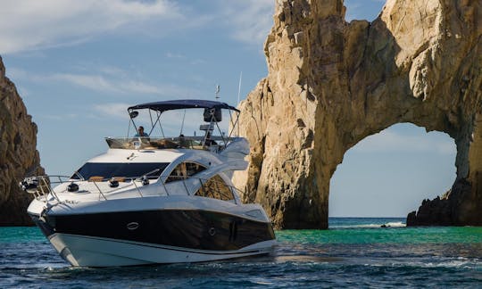 Iate privado Sunseeker de 60 pés em Cabo San Lucas, México