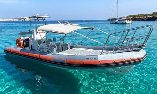 Rent Capelli 900 Pneumatic Boat In Sant Antoni de Portmany, Illes Balears