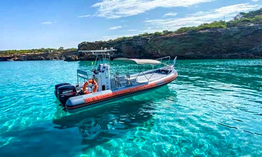 Rent Capelli 900 Pneumatic Boat In Sant Antoni de Portmany, Illes Balears