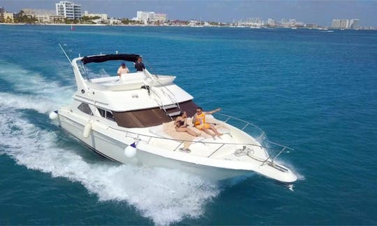 Private Yacht 46ft Cancun up to 15 pax