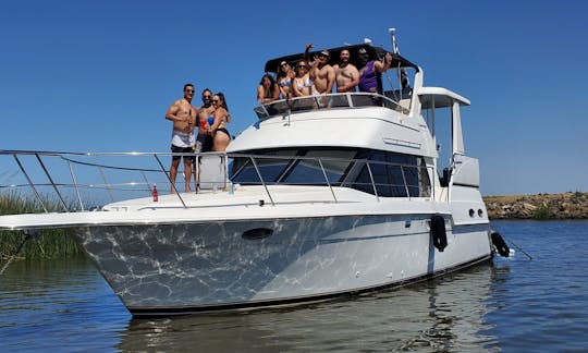 ¡Experiencia en un yate de lujo Delta!