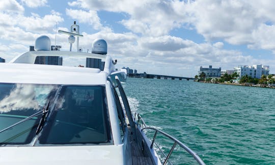 Ocean Air – 86′ Azimut Power Mega Yacht In Miami Beach, Florida