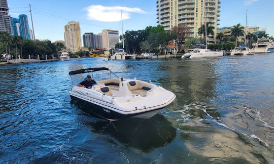 Hurricane SS188 Sport Edition!! Fun day on the water in Fort Lauderdale!