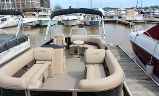 Come Enjoy Our Brand New 2021 Bentley Pontoon on the Potomac River (The Illustrious)
