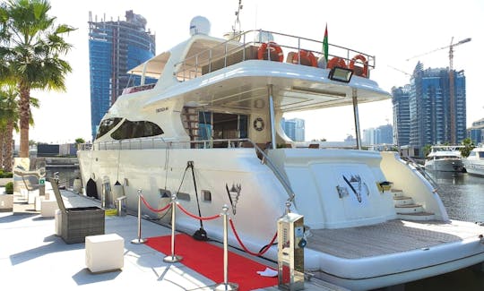 Super Yacht Cruise in Style in دبي