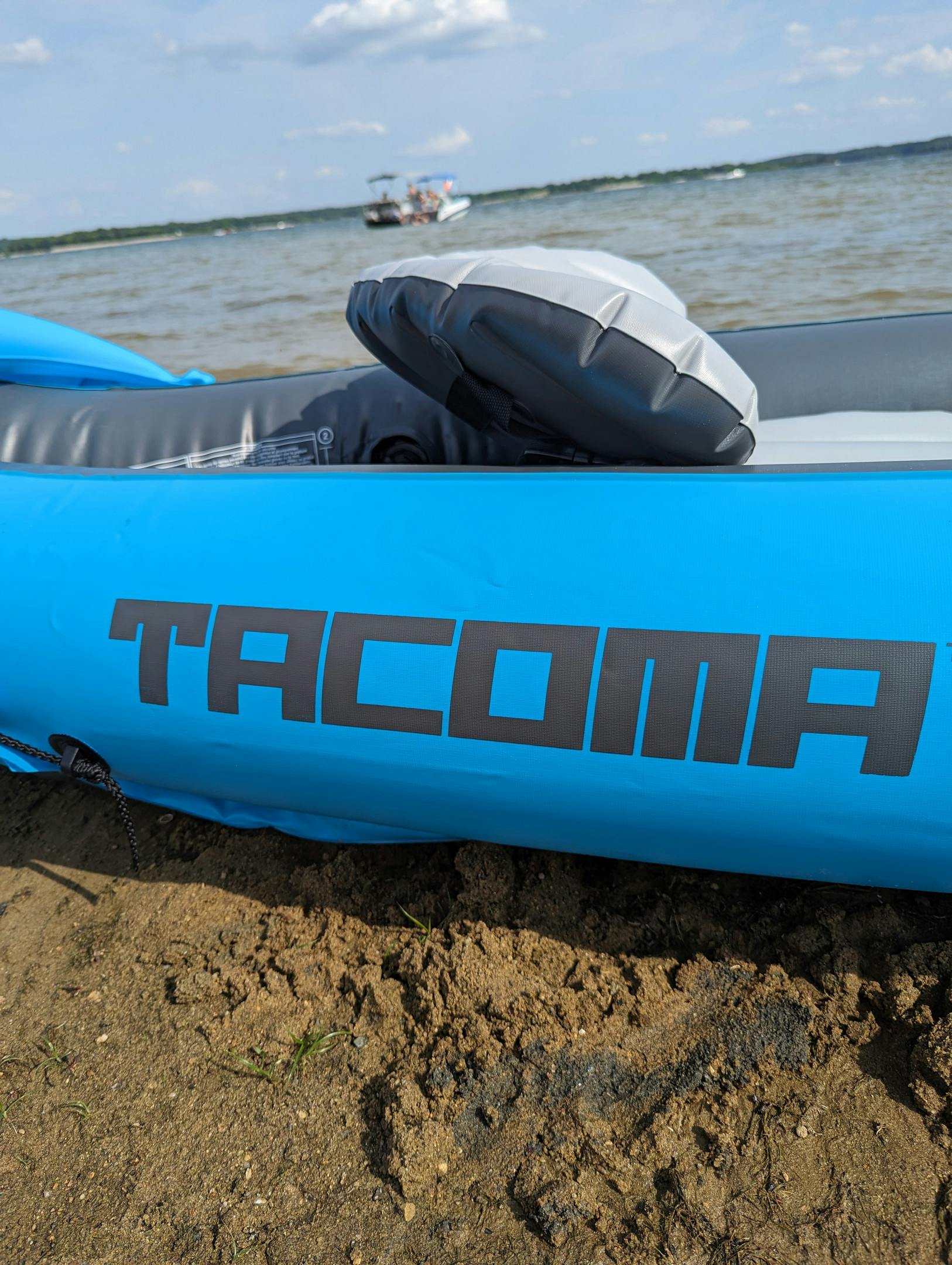 🚣 Inflatable Kayaks for Rent in North KC 15 minutes from Smithville