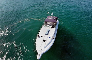 Enjoy Yacht Sea Ray 42ft Charter in Puerto Vallarta, Jalisco