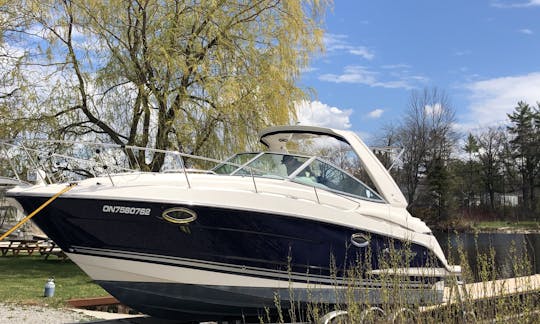 30' Monterey Motor Yacht in Georgian Bay