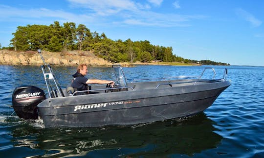 Rent this Pioner Viking Open Motor Boat in Faro, Portugal