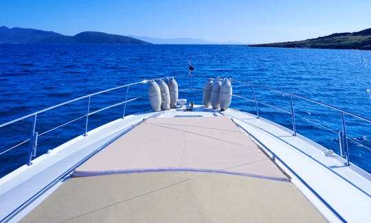 Sea Ray Luxury Motor Yacht! Relax in style in Muğla