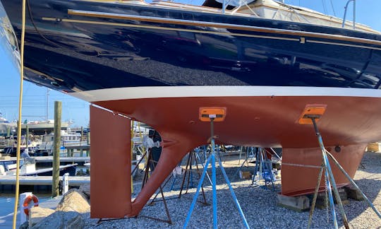 Able Custom 42' Chartered Sailing Experience in Stonington, CT