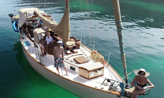 Mason Cutter 43' Sailing Adventure in La Paz Mexico