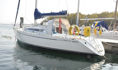 Barco de vela Beneteau First 32 para alquilar en Hamble-le-Rice