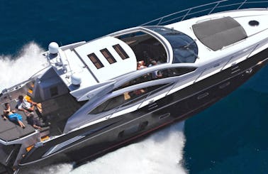Sunseeker 62 Predator Luxury Yacht in Cancún, 4 hours min rental