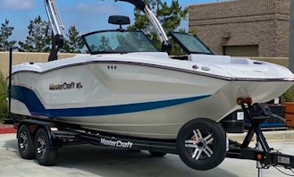 2020 Mastercraft NXT22 Upgraded Surf System with Captain!