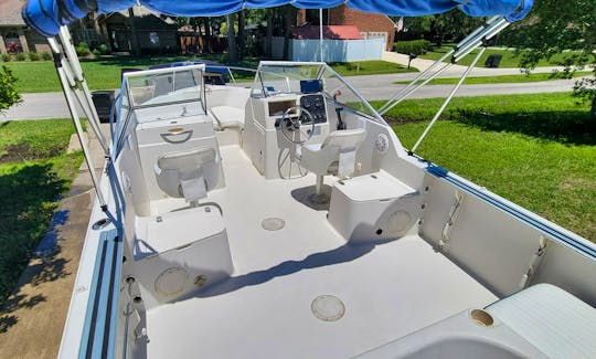 20' Proline 202 great family/fishing/tubing boat! Multi-day discounts avail.