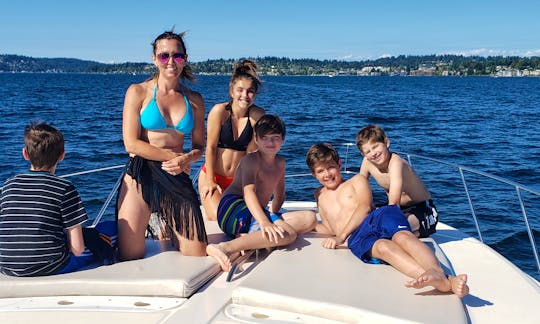 Fun in the Sun!

Huge Sunpads on the bow provide comfortable seating for your whole group.