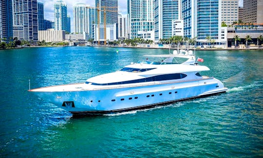 Rent a Luxury Yachting Experience! 103' Maiora