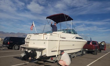 Sea Ray Sundancer de 25 pieds entièrement équipé ! À louer à South Lake Tahoe