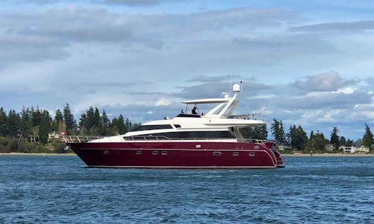 67' of Italian Luxury
Guests always exclaim "the pictures don't do this boat justice" you have to see it & experience the luxury