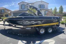 Malibu Wakesetter 23' Boat for Charter in Discovery Bay