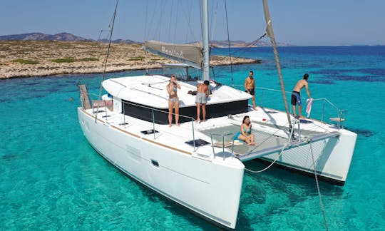 Charter et croisière quotidienne Lagoon 400 S2 Apollon