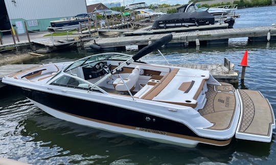 Luxury Deck Speed Boat available for Events, Date Nights and Family Outings on the Lake
