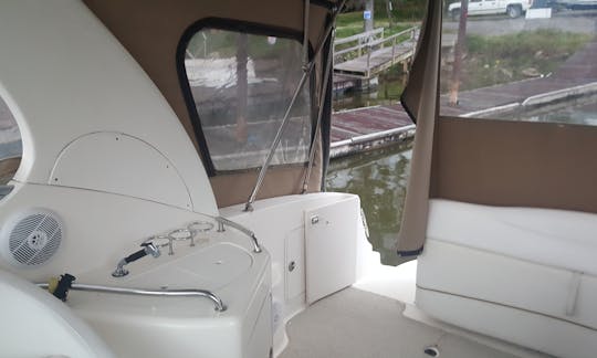 Aluguel de iates a motor SeaRay Sundancer de 31 pés em Pell City, Alabama