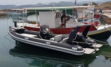 Explorez Balos, en Grèce, à bord d'un Nathanail Predator RIB de 19 pieds