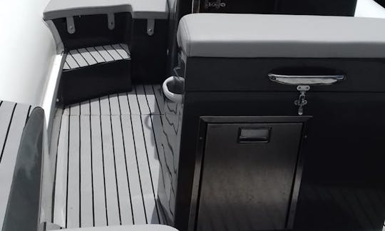 Location de SeaPower 750 x 250 CV à Milazzo, Italie