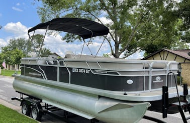 2019 Princecraft Vectra 23 XT Pontoon Boat | Lake Bridgeport | *MULTIPLE DAY RENTALS ONLY*